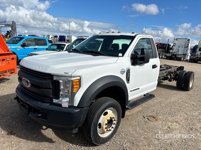 2017 Ford F-550 XL 4x2 Cab & Chassis