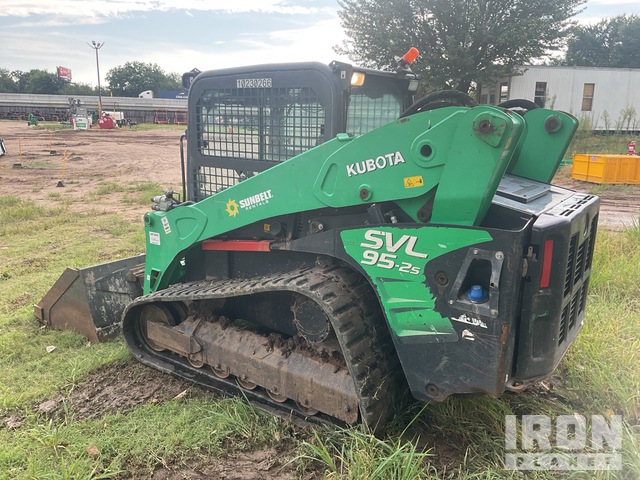 MINI CARGADOR SOBRE ORUGAS 2019 KUBOTA SVL952S