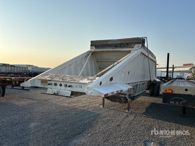 2014 CTS BDT-40 17 ft T/A Remorque à benne centrale