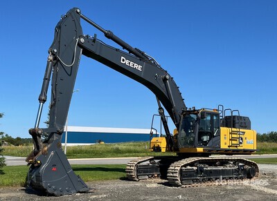2021 John Deere 470G LC Tracked Excavator