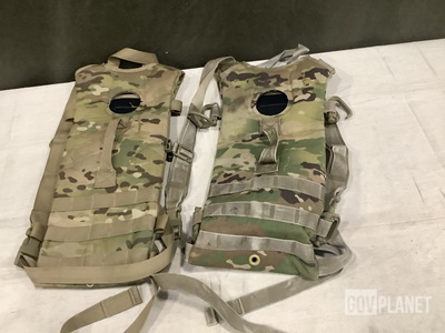 (62) Hydration System Carriers