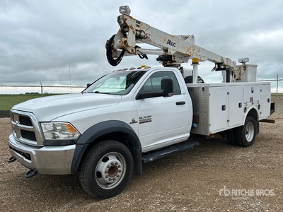 2016 Altec AT237 37.5 ft on 2016 Ram 5500 SLT 4x4 Cab and Chassis
