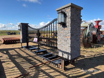Bulldog Industries 16 ft Bi-Parting Puerta de entrada (Unused)