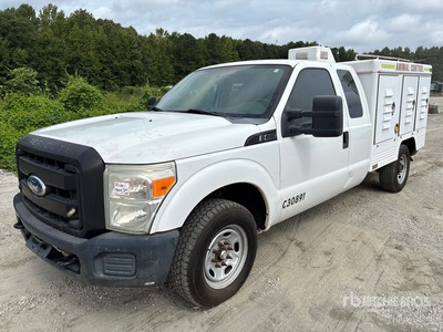 2011 Ford F-250 4x2 Extended Cab Ute