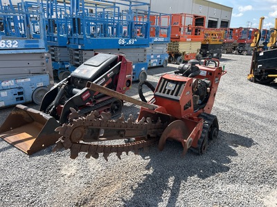 2018 Ditch Witch C24X Walk Behind Scavatrincea