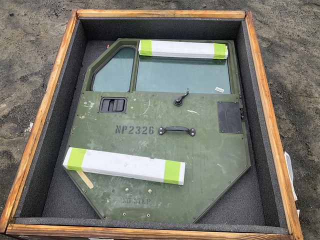 Oshkosh 1719440 U Vehicular Door