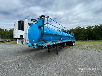 2012 Exosent Engineering 5460 gal T/A Remolque cisterna de vacio