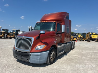 2019 International LT625 6x4 Sleeper Truck Tractor