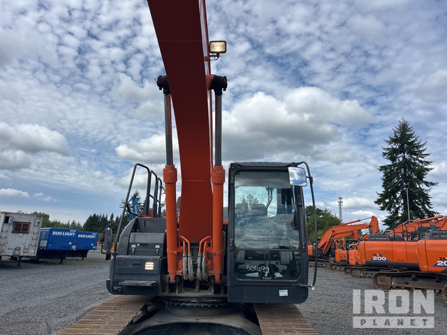 2018 Hitachi ZX200-6 Tracked Excavator in Chehalis, Washington