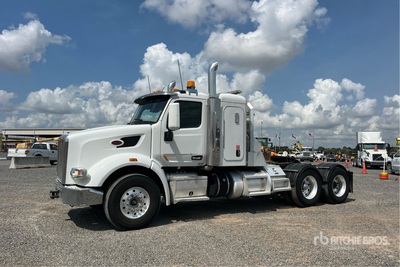 2019 Peterbilt 567 6x4 Sleeper Truck Tractor