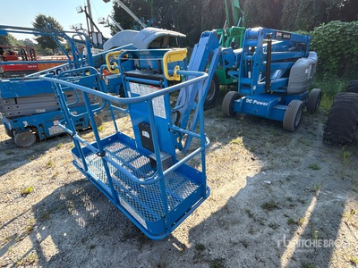 2019 Genie Z-45/25J 2WD Electric ブームリフト