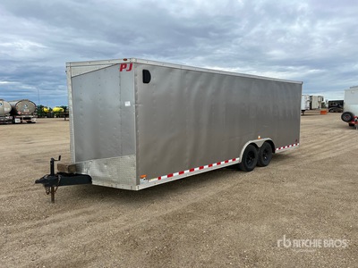 2016 RC 22 ft T/A Enclosed Trailer