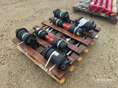 Quantity of (18) Cat Roller