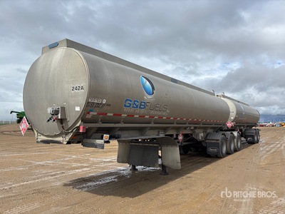 2010 Advance 35500 L Super B-Train Lead Tanker Trailer