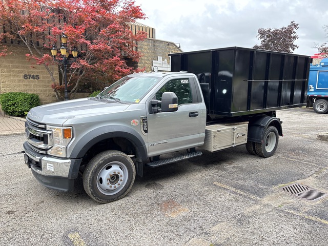 2021 Ford F-550 XLT 4x4 Hooklift Truck 2021 Ford F-550 XLT 4x4 Hooklift Truck
