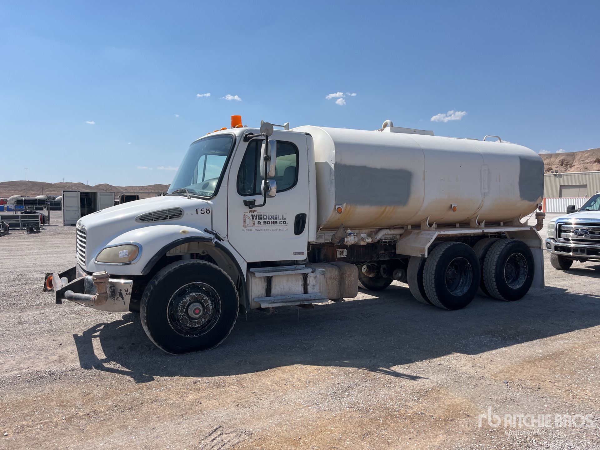2005 Freightliner M2 106 6x4 Camion à eau