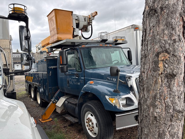 2006 Posi-Plus 500-50-RU 50 ft on 2006 International 7400 6x4 Extended Cab Bucket Truck (Inoperable) 2006 Posi-Plus 500-50-RU 50 ft on 2006 International 7400 6x4 Extended Cab Bucket Truck (Inoperable)
