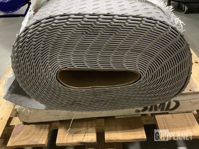 Roll of Diamond Pattern Tread Rubber Sheet