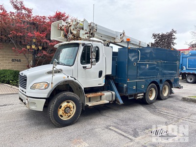 Altec D945 BC 35 ft on 2007 Freightliner M2 106 Business Class 6x4 Bucket Truck