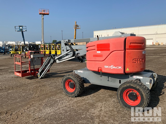 ELEVADOR ARTICULADO 2016 SKYJACK 4WD SJ46AJ