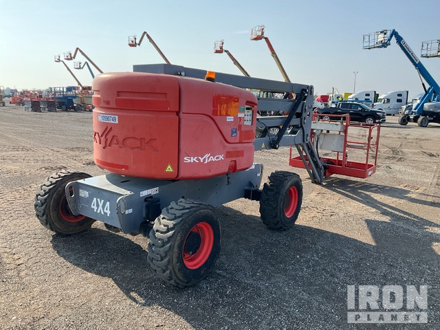 ELEVADOR ARTICULADO 2016 SKYJACK 4WD SJ46AJ