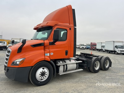 2019 Freightliner Cascadia 116 6x4 T/A Day Cab Truck Tractor