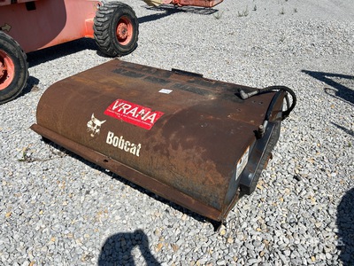 2005 Bobcat 72 in Skid Steer Sweeper