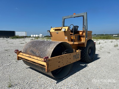 1991 Case W1102PD Smooth Drum Compactor