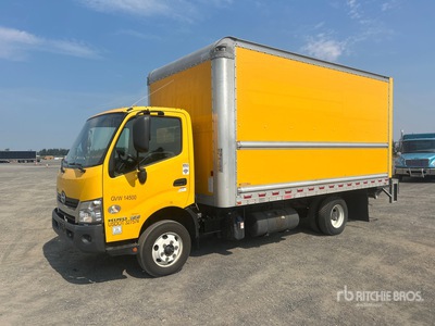 2019 Hino 155 4x2 Van Truck