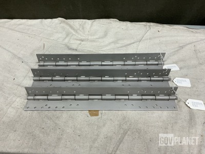 (120) BAE Systems 4668506-000 Vehicular Door Hinges