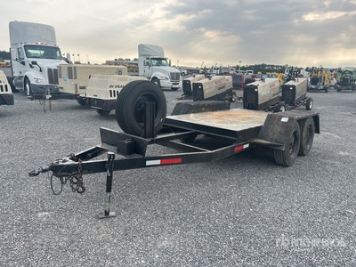 2004 9 ft T/A Equipment Trailer