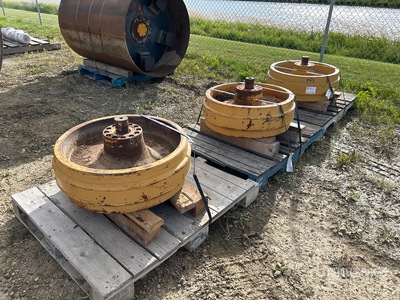 Quantity of (3) Pallets of Cat D9L Idlers