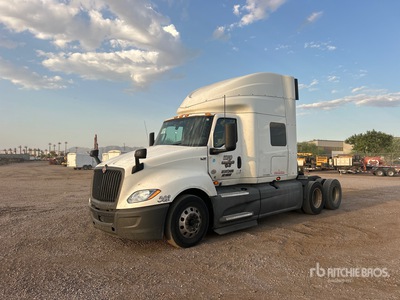 2019 International LT625 6x4 T/A Slaapcabine Trekker