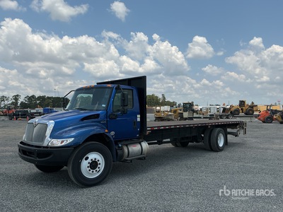 2020 International MV607 4x2 Camion à Plateau