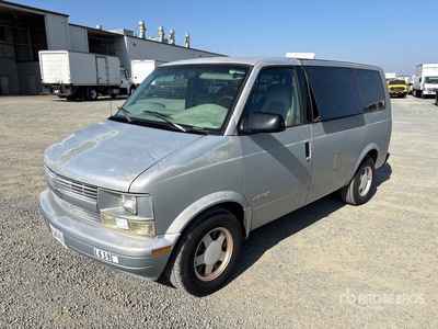 1999 Chevrolet Astro Minivan