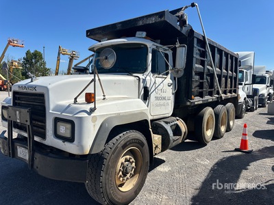 2002 Mack RD688S Tri/A Dump Truck