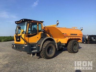 2023 Bergmann C815S 3000 gal 4x4 Articulated Water Truck