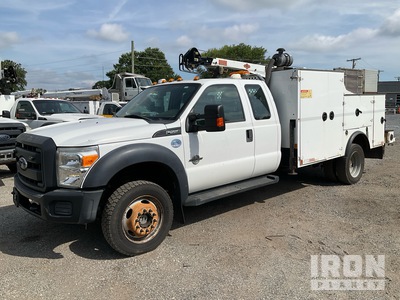 2015 Ford F-550 XL 4x4 Camion de servicios