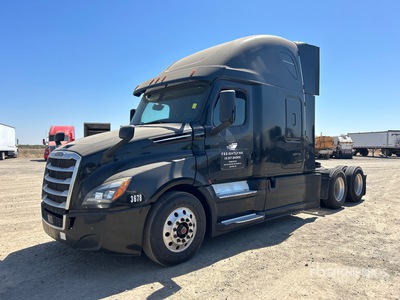 2018 Freightliner Cascadia 126 6x4 تراكتور شاحنة كابينة النوم (ثنائية المحور)