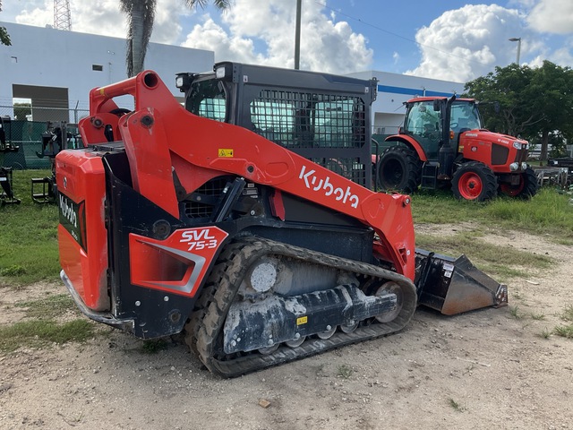 MINI CARGADOR SOBRE ORUGAS 2025 KUBOTA SVL753HFWC