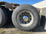 4 Underbody - Truck with 
