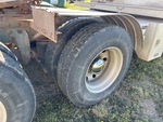 4 Underbody - Truck with Right Front Drive Tires