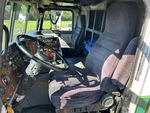 4 Transmision with Seats/armrests