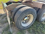 4 Underbody - Truck with Right Rear Drive Tires