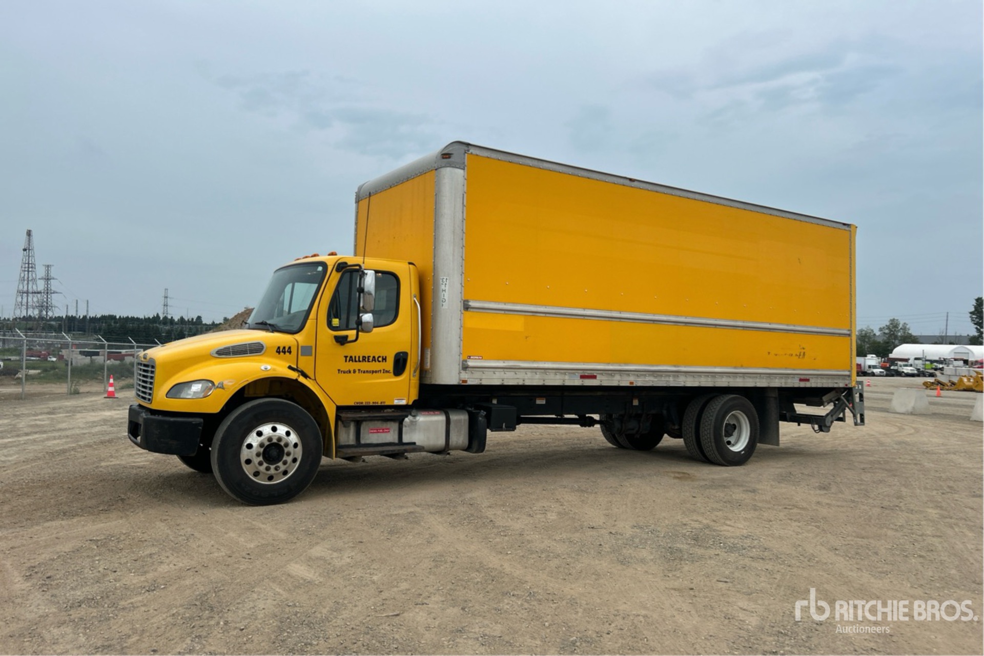 2013 Freightliner M2106 4x2 Van Truck