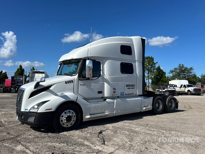 2021 Volvo VNL860 6x4 T/A Sleeper Truck Tractor