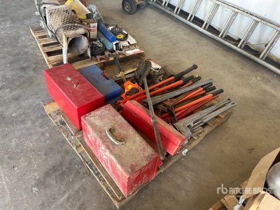 Quantity of Assorted Hand Tools Divers - Outils à main