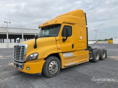 2016 Freightliner Cascadia 125 6x4 Tractocamion con Dormitorio / T/A Sleeper Truck Tractor