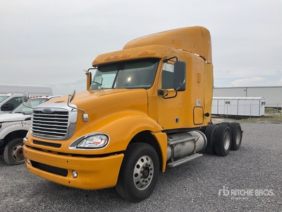 2013 Freightliner Columbia CL120 6x4 Tractocamion con Dormitorio / T/A Sleeper Truck Tractor