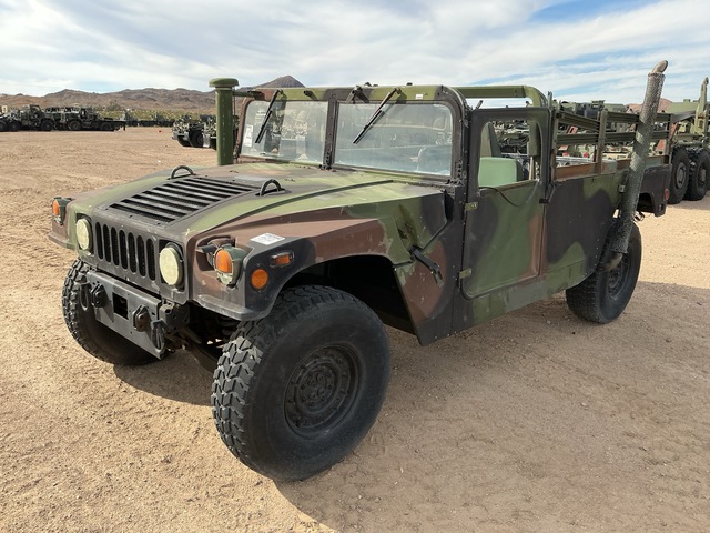 1998 AM General M1123 HMMWV 2 Door w/Truck Body